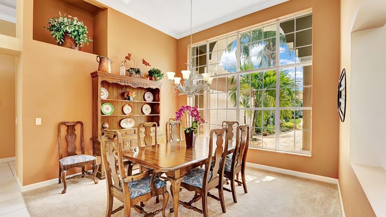 Chandelier, Dining room, Interior