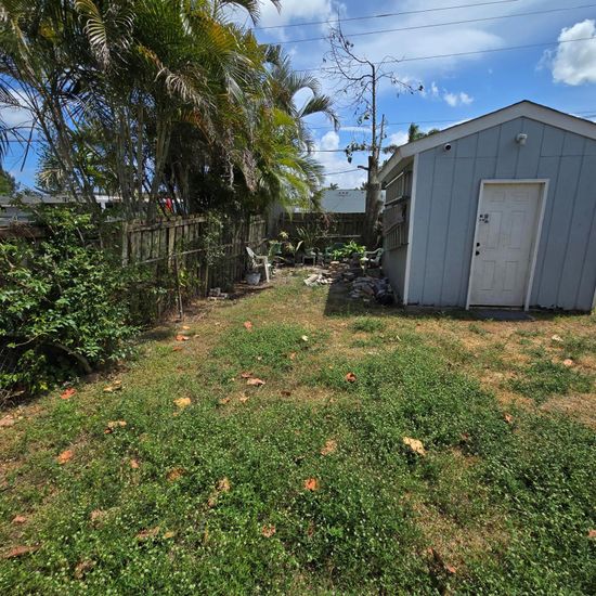 Backyard, Exterior