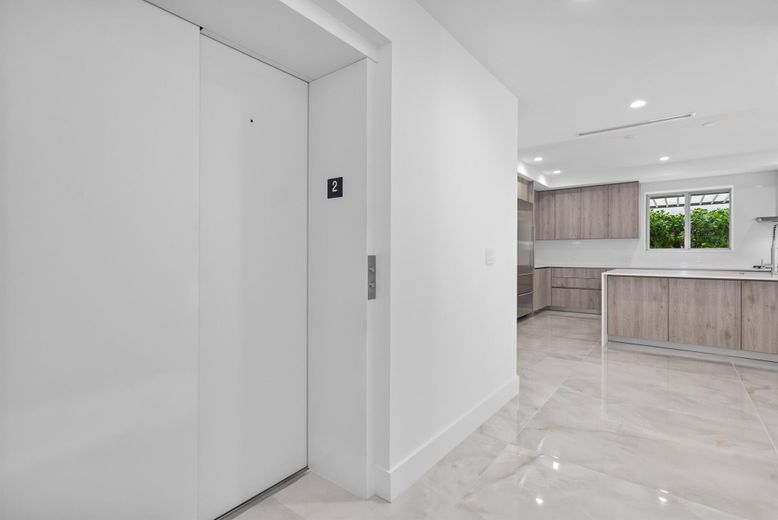 Interior, Kitchen, Marble, Recessed Lighting