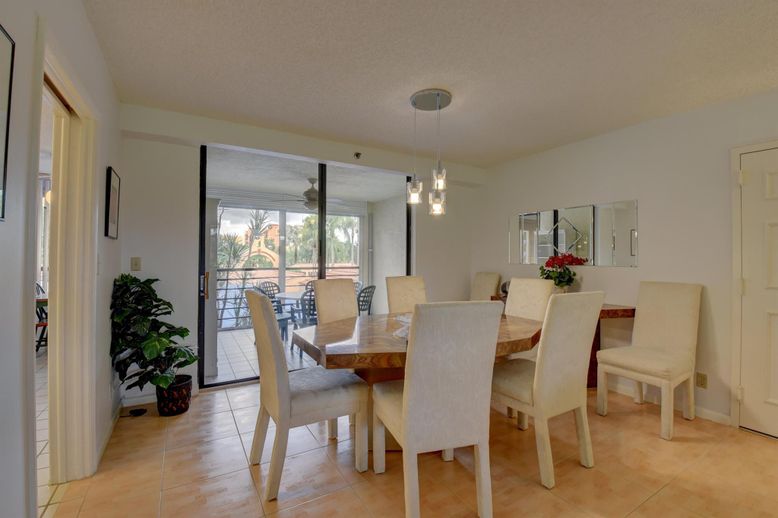 Dining room, Interior, Pendant Lights