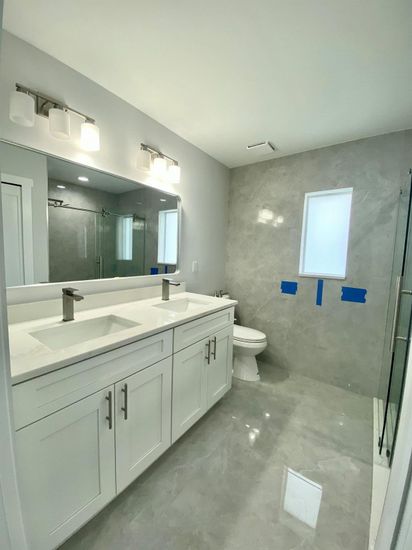 Bathroom, Dual Sink Vanities, Interior