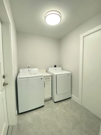 Interior, Washer