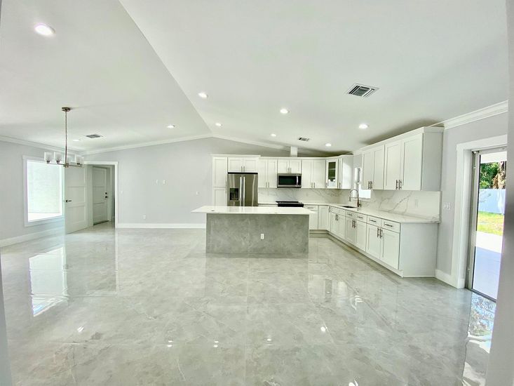 Interior, Kitchen, Pendant Lights, Recessed Lighting, Stainless Steel Appliances