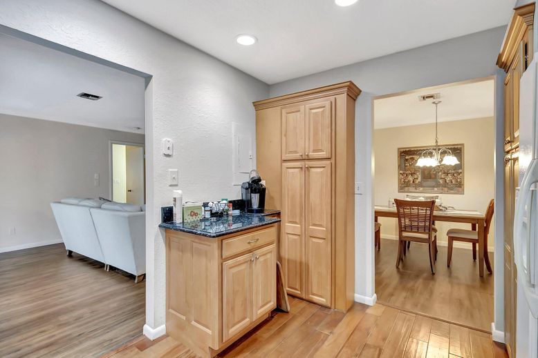 Dining room, Interior, Living room, Pendant Lights, Recessed Lighting, Wood Texture Flooring
