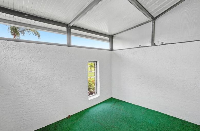 Empty room, Interior, Sun Room