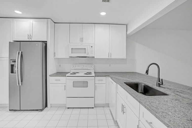 Interior, Kitchen, Recessed Lighting