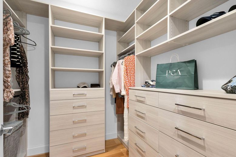 Interior, Walk-in Closets, Wood Texture Flooring