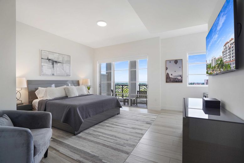 Bedroom, Interior, Recessed Lighting, Water, Wood Texture Flooring
