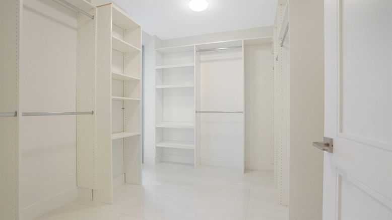 Interior, Walk-in Closets