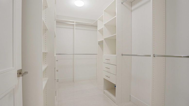 Interior, Walk-in Closets