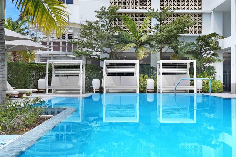 Exterior, Pool