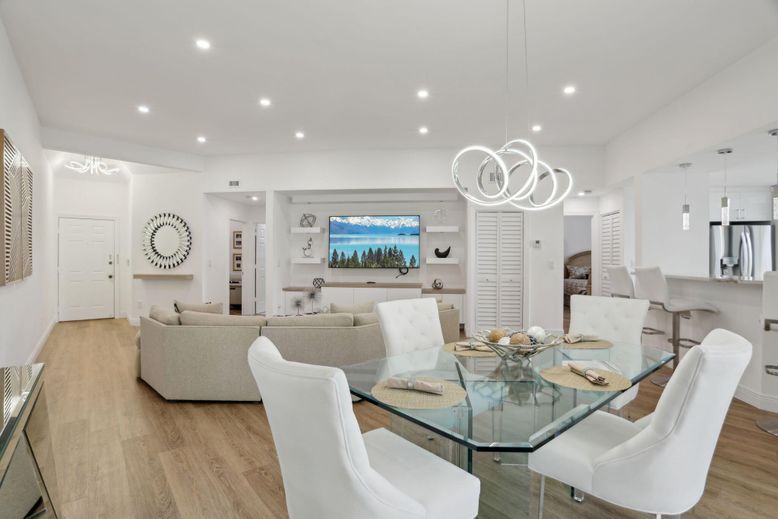 Dining room, Interior, Living room, Pendant Lights, Recessed Lighting, Water, Wood Texture Flooring