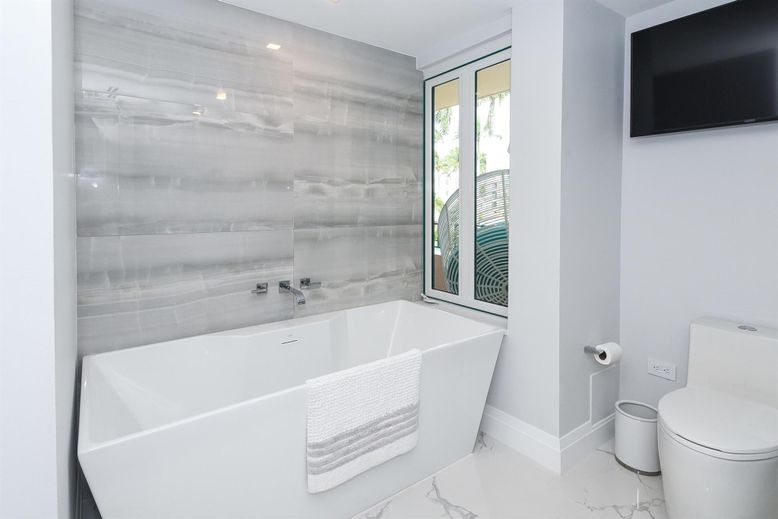 Bathroom, Interior, Marble, Recessed Lighting