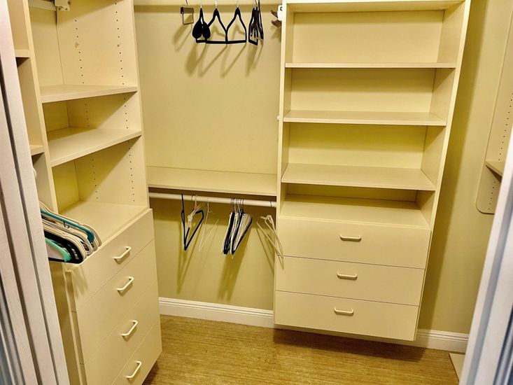Interior, Walk-in Closets