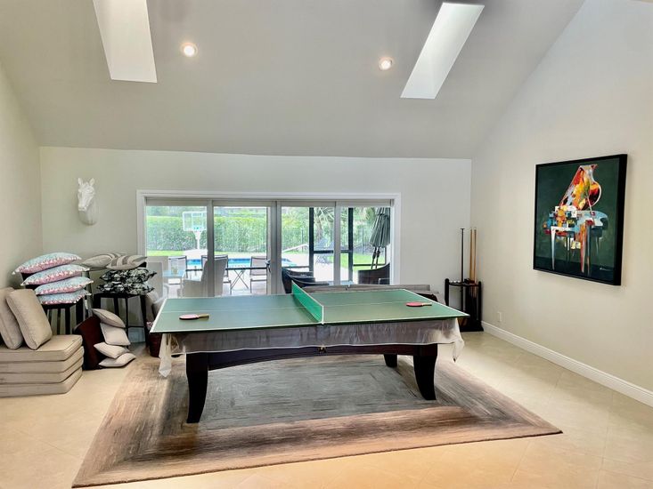 Billiard Table, Game Room, Interior, Recessed Lighting