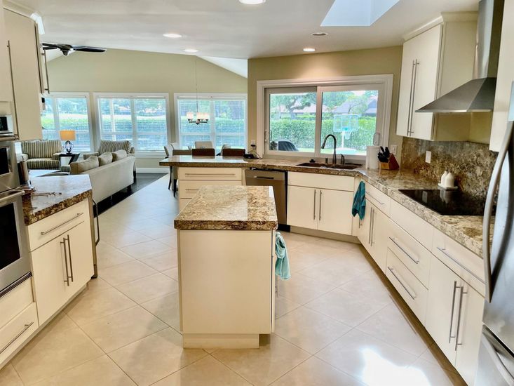 Dining room, Interior, Kitchen, Living room, Recessed Lighting, Water