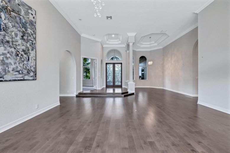 Empty room, Interior, Recessed Lighting, Wood Texture Flooring