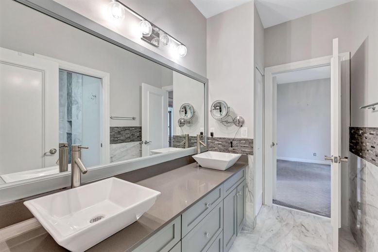 Bathroom, Dual Sink Vanities, Interior, Marble