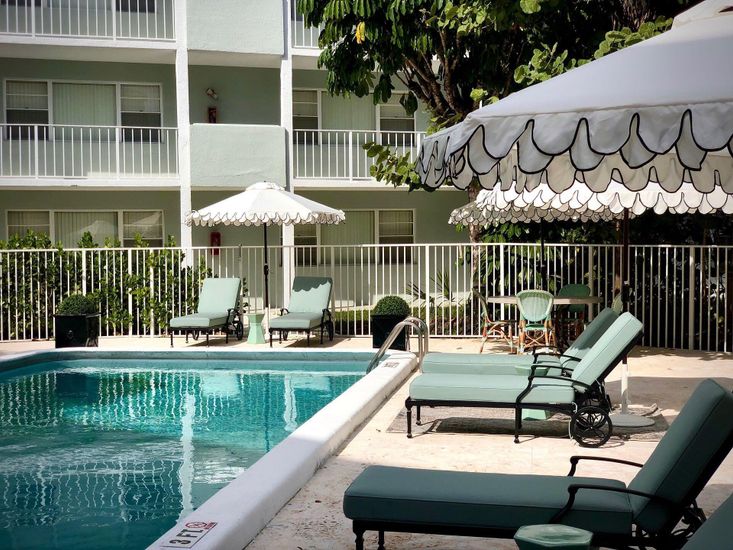Exterior, Pool