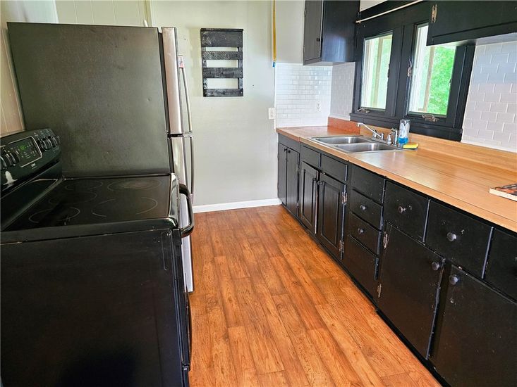 Interior, Kitchen, Wood Texture Flooring