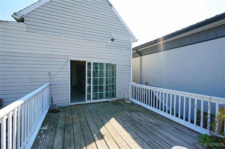 Exterior, Wood Texture Flooring