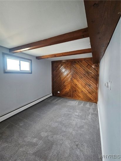 Empty room, Interior, Wooden Beams, Wooden Walls