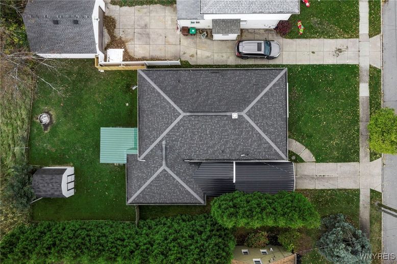 Exterior, Drone