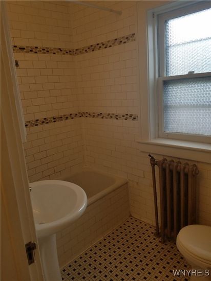 DE Listing image placeholder