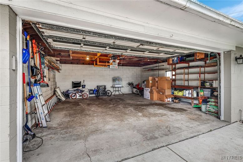 Garage, Interior, Stone Walls