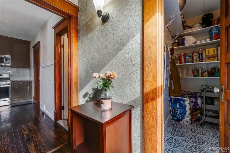 Interior, Stainless Steel Appliances, Wood Texture Flooring