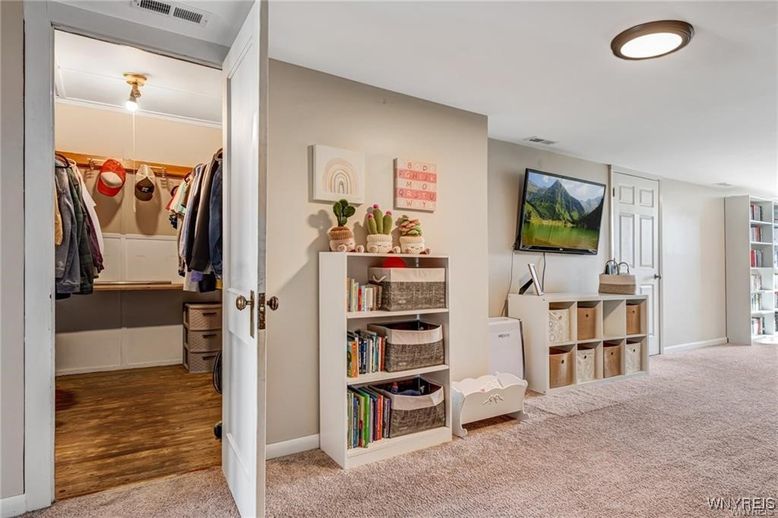 Interior, Recessed Lighting, Walk-in Closets, Wood Texture Flooring
