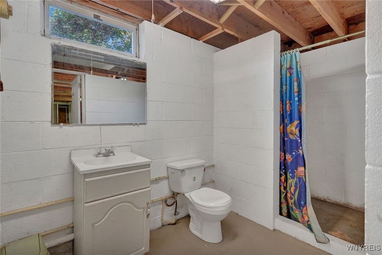 Bathroom, Interior, Wooden Beams, Wooden Ceilings