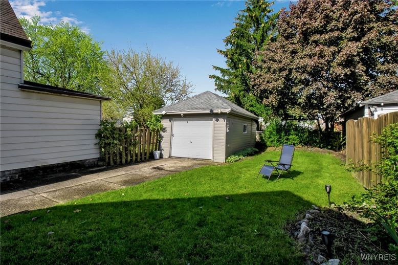 Backyard, Detached Garage, Exterior