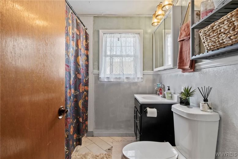 Bathroom, Interior