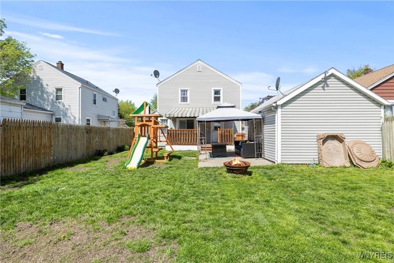 Backyard, Exterior, Playground