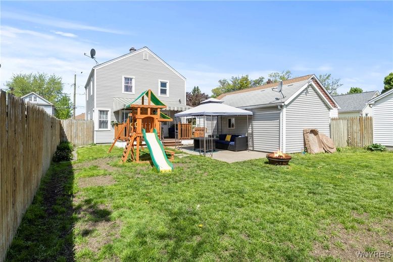 Backyard, Exterior, Playground