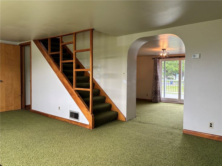 Chandelier, Empty room, Interior
