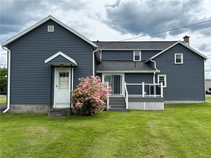Exterior, Facade, American Craftsman