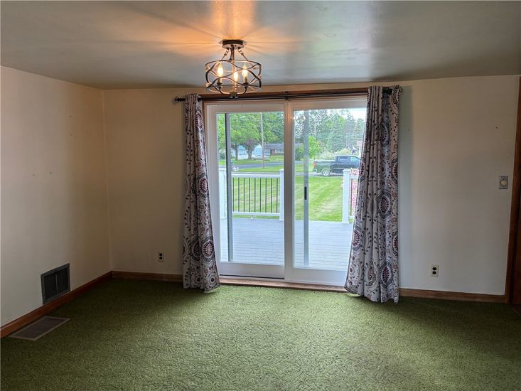 Chandelier, Empty room, Interior