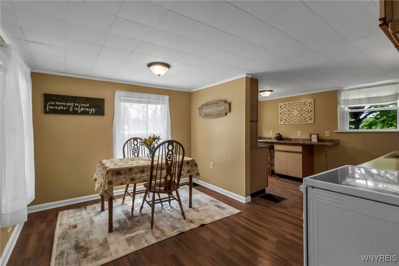 Dining room, Interior, Wood Texture Flooring