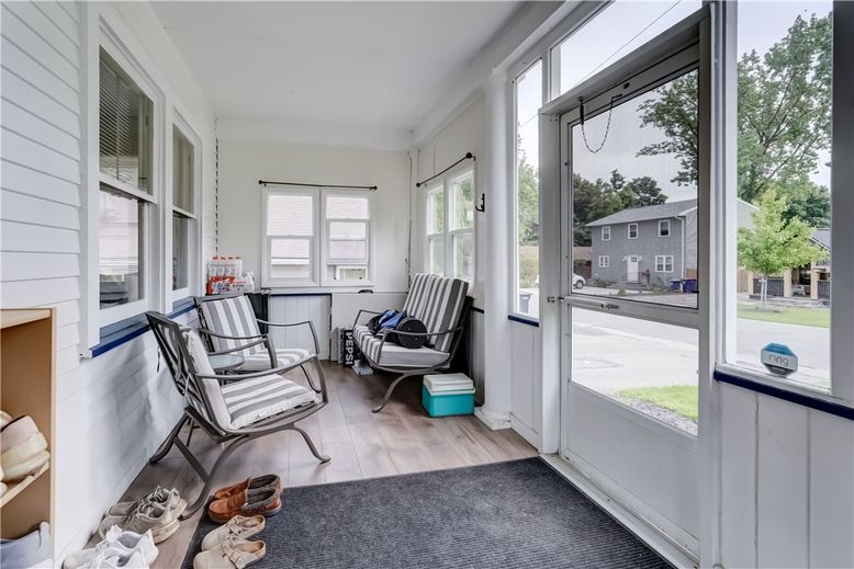 Interior, Sun Room, Wood Texture Flooring