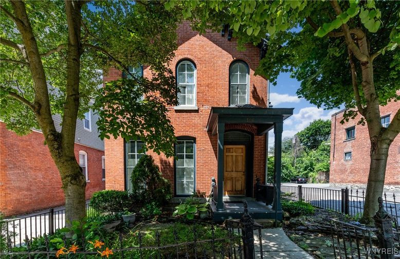 Exterior, Facade, Brick Facade, French Provincial