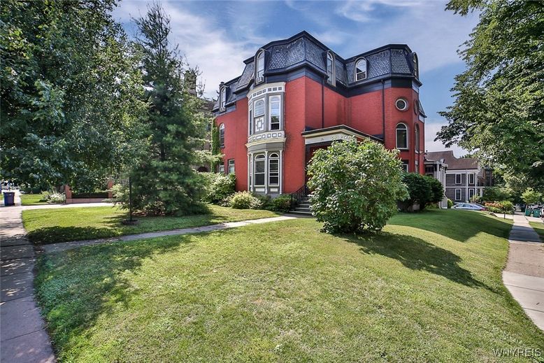 Backyard, Exterior, Facade, Brick Facade, Queen Anne Victorian