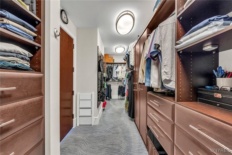 Interior, Walk-in Closets