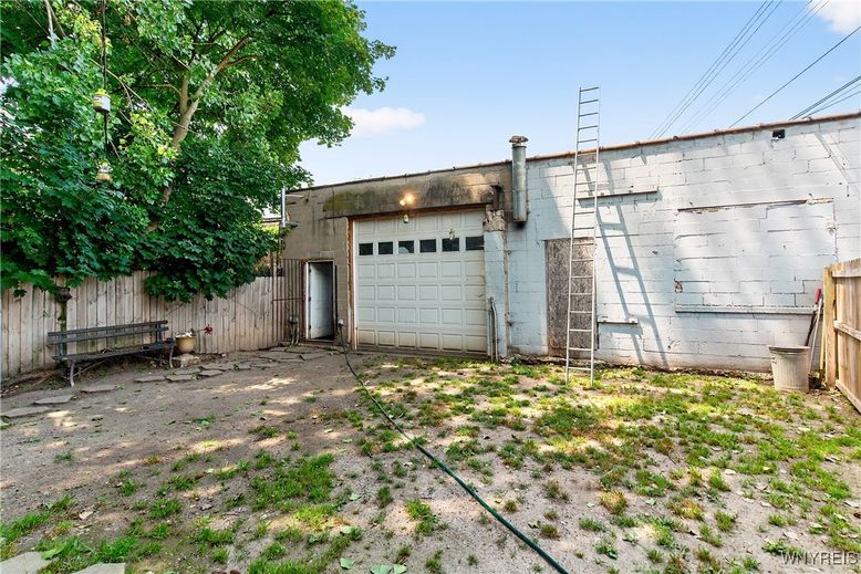 Backyard, Detached Garage, Exterior