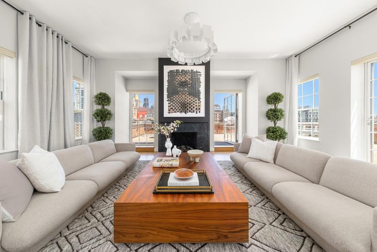 Fireplace, Interior, Living room