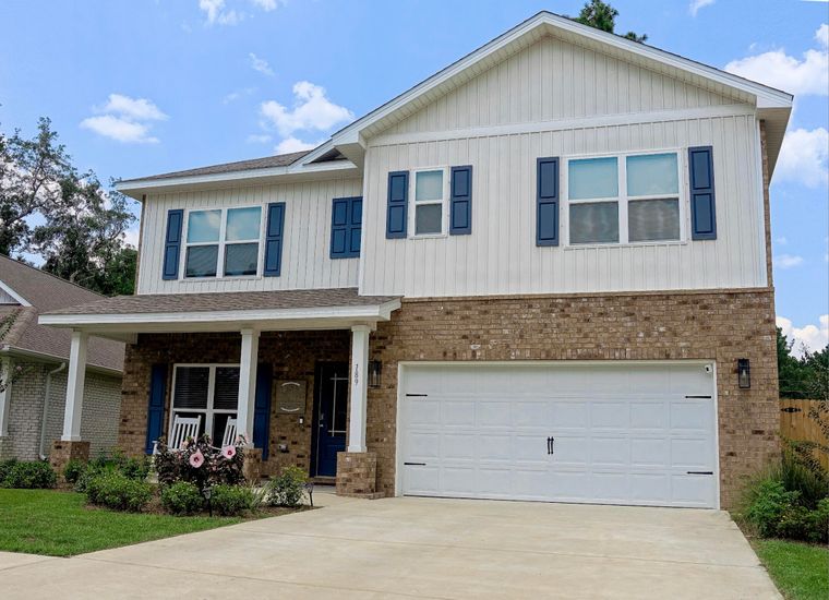 Attached, Exterior, Facade, Brick Facade, Farmhouse