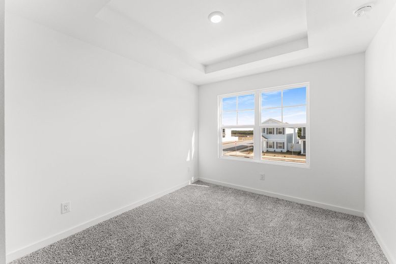 Empty room, Interior, Recessed Lighting