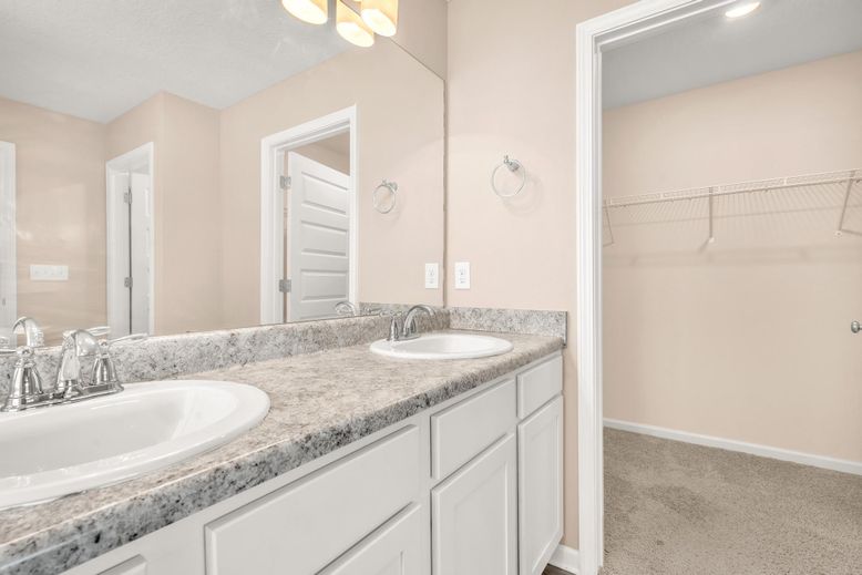 Bathroom, Dual Sink Vanities, Interior