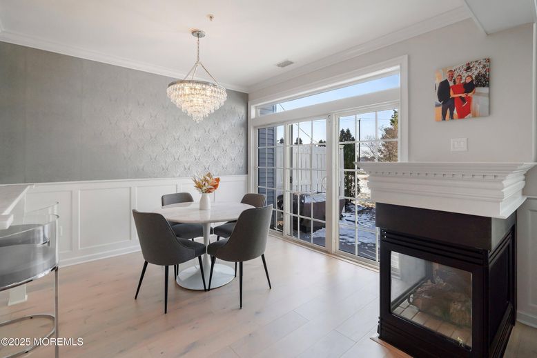 Chandelier, Dining room, Fireplace, Interior, Wood Texture Flooring